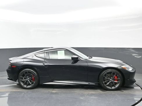 Used 2024 Nissan Z Performance w/ Floor Mat Package RWD image 7