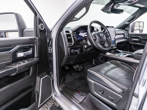 Used 2024 RAM 2500 Laramie w/ Sport Appearance Package AWD/4WD image 13