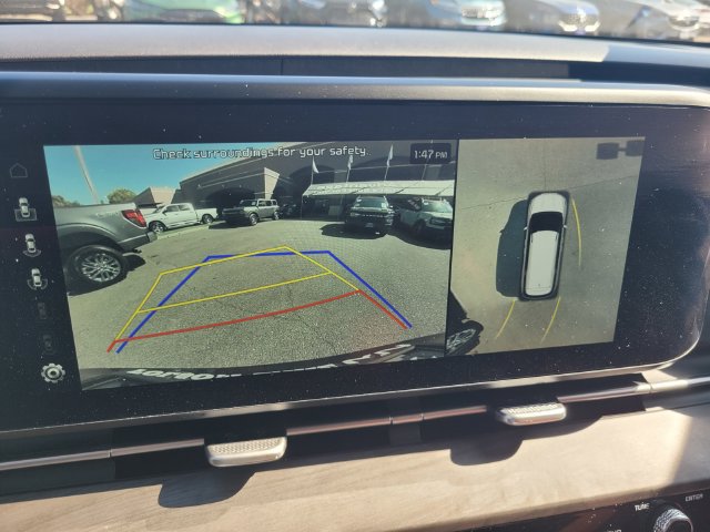 Used 2024 Kia Carnival SX FWD image 20