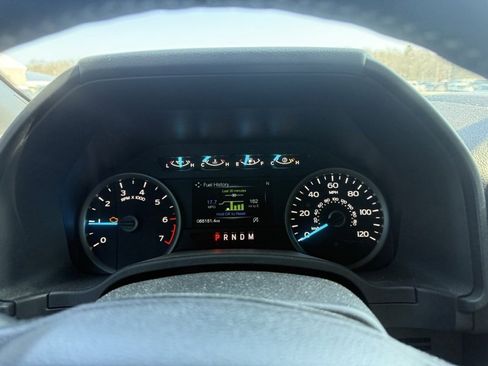 Used 2019 Ford F150 XLT w/ Equipment Group 302A Luxury image 12