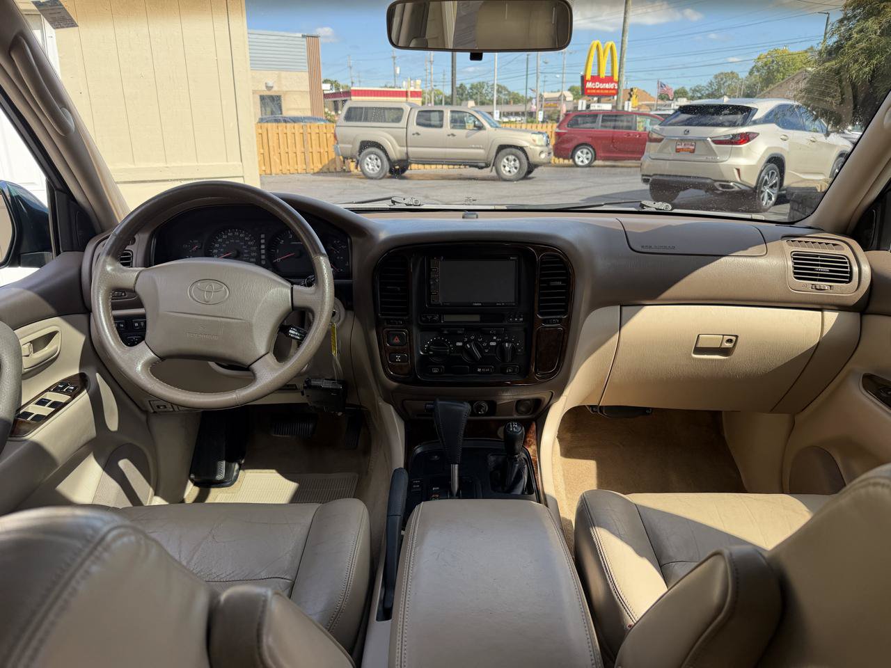 Used 1999 Toyota Land Cruiser w/ Leather Trim Pkg AWD/4WD image 5