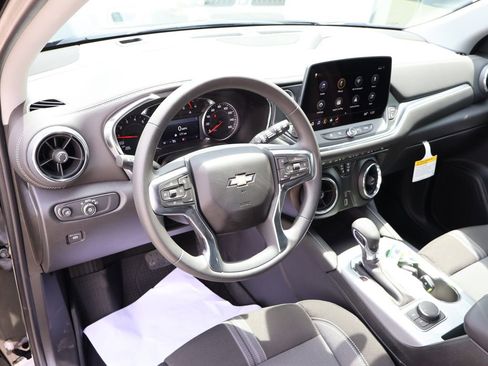 New 2026 Chevrolet Blazer LT w/ Midnight/Sport Edition AWD/4WD image 23