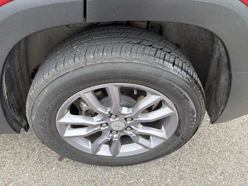 Used 2023 GMC Terrain SLT w/ LPO, Cargo Package AWD/4WD image 10
