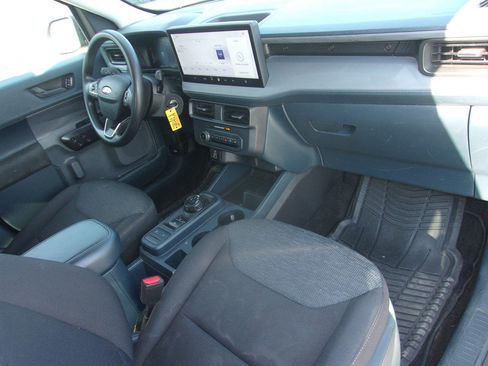 Used 2025 Ford Maverick XL AWD/4WD image 12