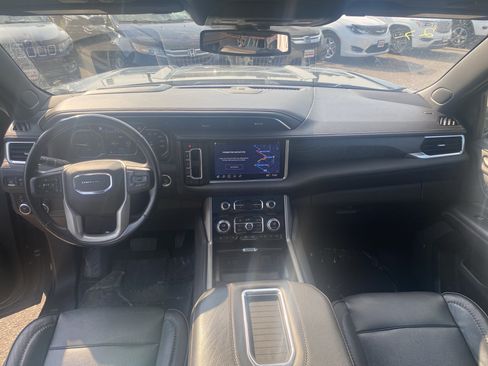 Used 2021 GMC Yukon Denali AWD/4WD image 7