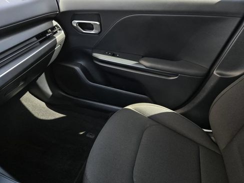 Used 2026 Kia K4 FWD image 23