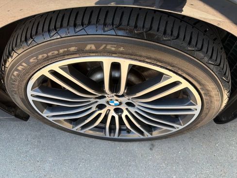 Used 2018 BMW 540i xDrive AWD/4WD image 3