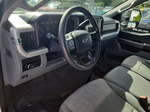 Used 2025 Ford F250 XLT AWD/4WD image 19