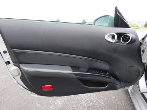 Used 2008 Nissan 350Z Enthusiast w/ Cargo Convenience Pkg RWD image 22
