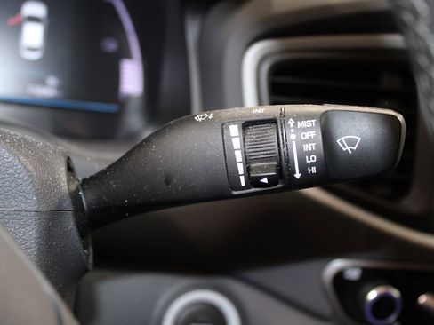 Used 2019 Hyundai Ioniq SEL image 24