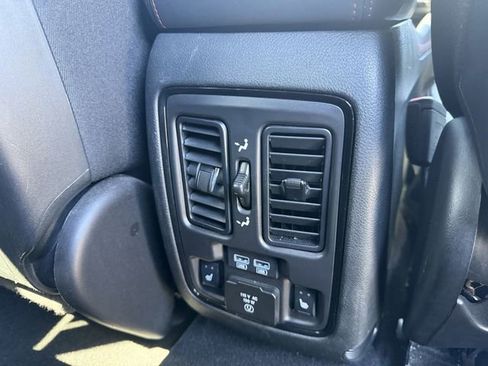 Used 2024 Dodge Durango R/T image 40