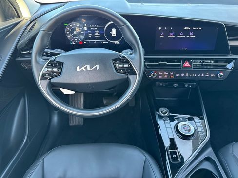 Used 2023 Kia Niro Wind FWD image 21