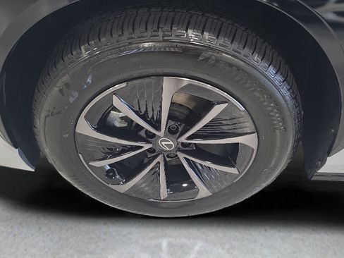 New 2026 Lexus RZ 450e AWD image 10