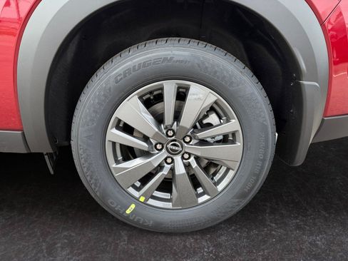 Used 2026 Nissan Pathfinder SV AWD/4WD image 29
