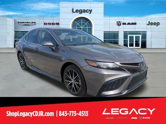 Used 2024 Toyota Camry SE video 1