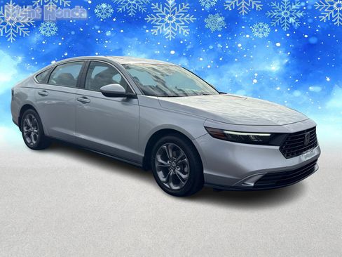 Used 2024 Honda Accord EX image 8