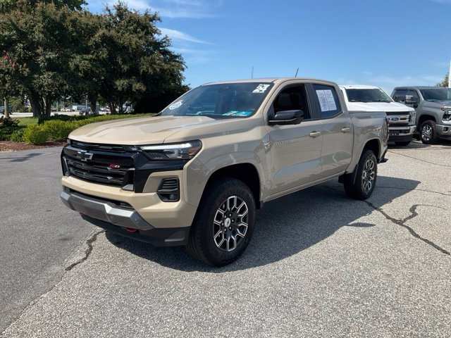 Used 2024 Chevrolet Colorado Z71 w/ Z71 Convenience Package 2 AWD/4WD image 1