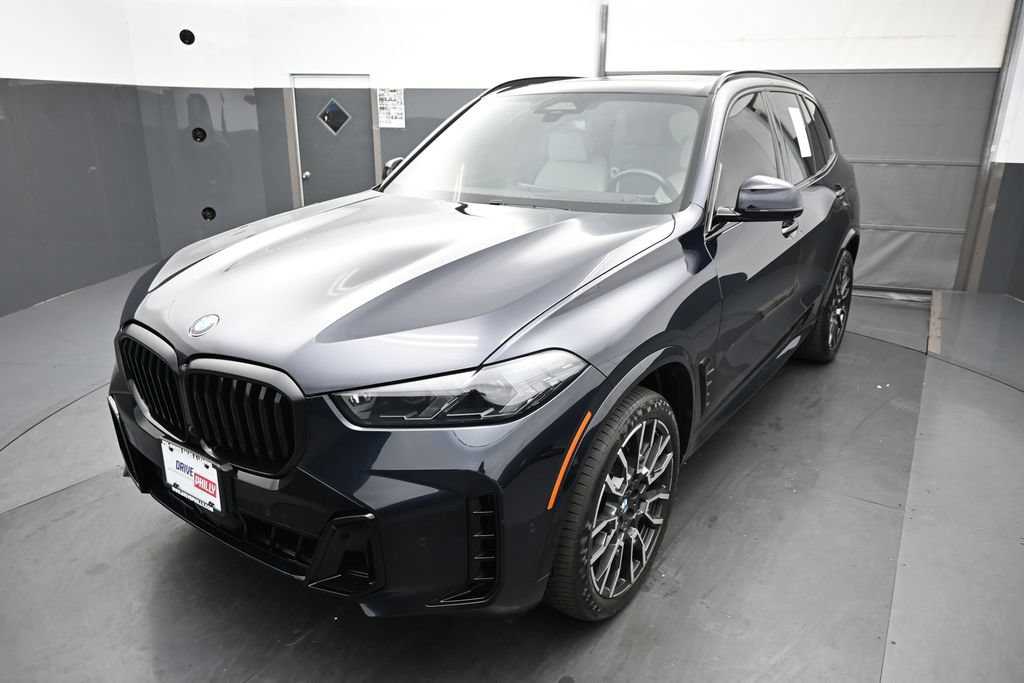 Used 2024 BMW X5 xDrive40i w/ Executive Package AWD/4WD image 4