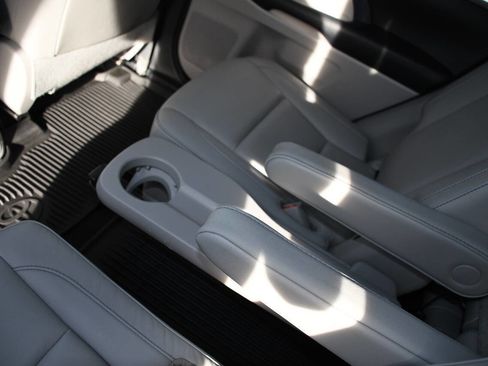 Used 2017 Toyota Highlander XLE w/ Protection Package #3 image 17