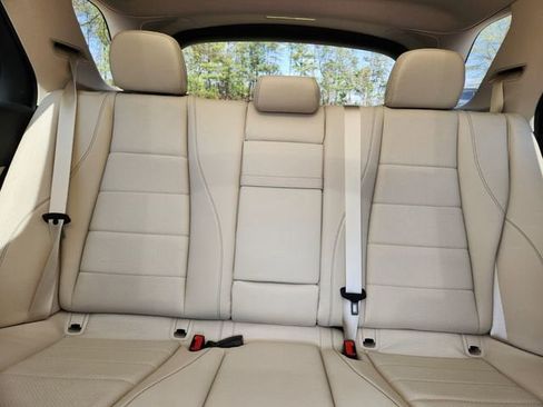 Used 2022 Mercedes-Benz GLE 350 4MATIC image 10