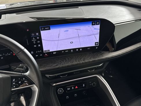 Used 2025 Audi Q5 Premium Plus w/ Premium Plus image 11