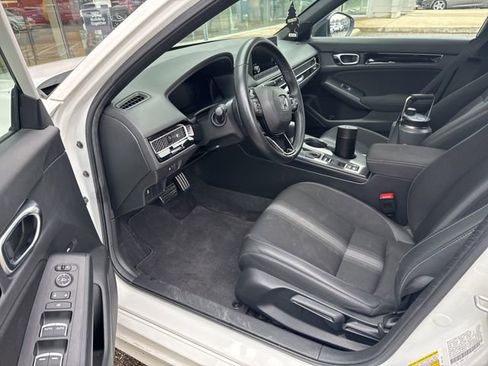 Used 2025 Honda Civic Sport image 10