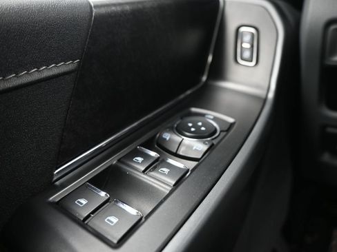 Used 2024 Ford F150 Lightning XLT image 20