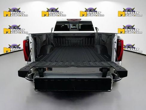 Used 2024 GMC Sierra 2500 Denali w/ Denali Reserve Package image 27