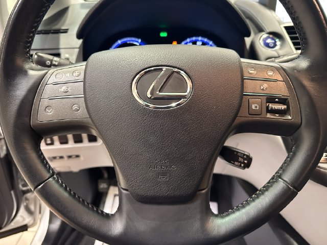 Used 2010 Lexus HS 250h w/ Preferred Accessory Package FWD image 11