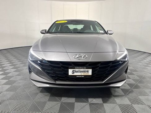 Used 2023 Hyundai Elantra SEL FWD image 27