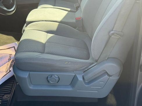 Used 2011 Ford F150 XLT w/ XLT Convenience Pkg image 8