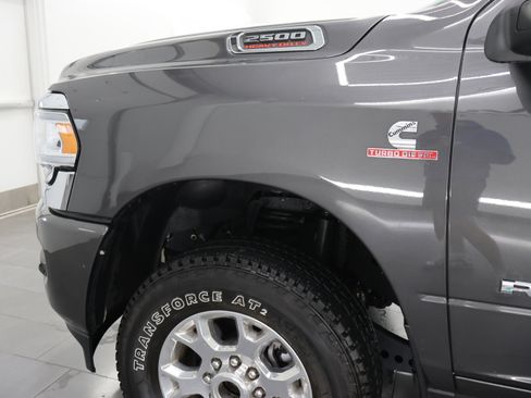 Used 2024 RAM 2500 Laramie w/ Safety Group AWD/4WD image 31