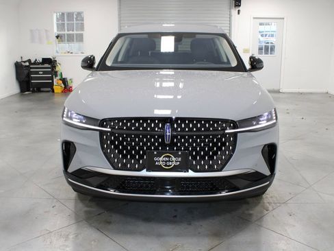 New 2026 Lincoln Nautilus Premier image 2