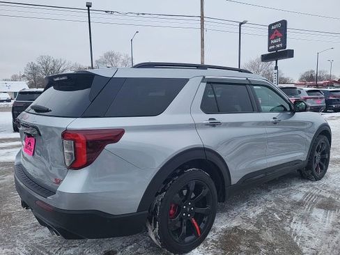 Used 2020 Ford Explorer ST w/ ST Street Pack image 14