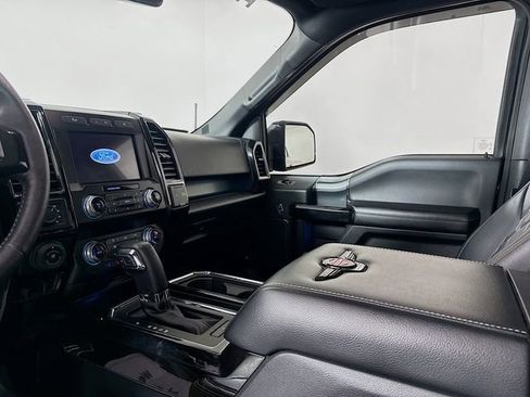 Used 2019 Ford F150 Lariat w/ Equipment Group 502A Luxury AWD/4WD image 11