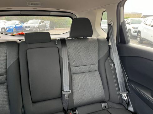 Used 2025 Nissan Rogue SV FWD image 39