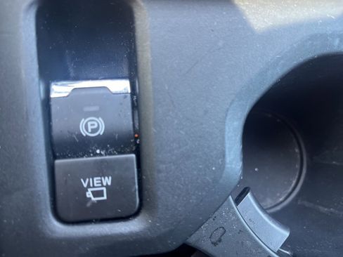 Used 2025 Subaru Forester Touring image 18