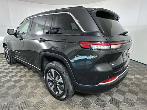 Used 2023 Jeep Grand Cherokee 4WD 4xe image 5