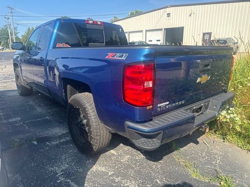 Used 2017 Chevrolet Silverado 1500 LT w/ All Star Edition AWD/4WD image 4