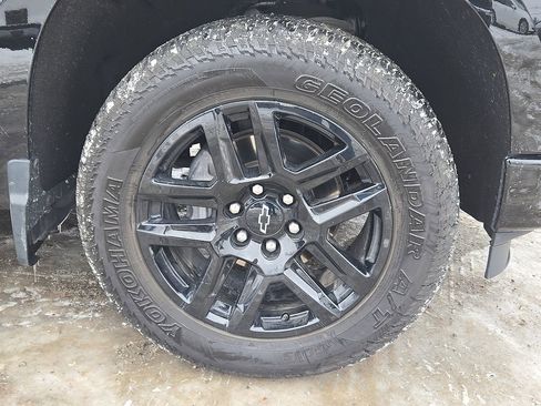 Used 2022 Chevrolet Silverado 1500 RST w/ Convenience Package II image 9