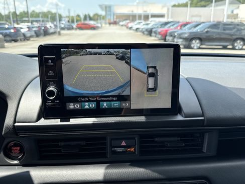 Used 2024 Honda Pilot TrailSport image 25