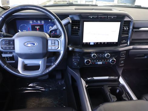 Used 2024 Ford F250 Lariat image 19
