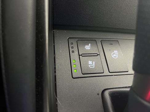 Used 2023 Lexus IS 350 F Sport w/ Navigation Package RWD image 21