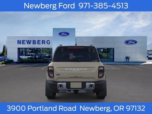 New 2025 Ford Bronco Sport Outer Banks w/ Sasquatch Outer Banks Package AWD/4WD image 7