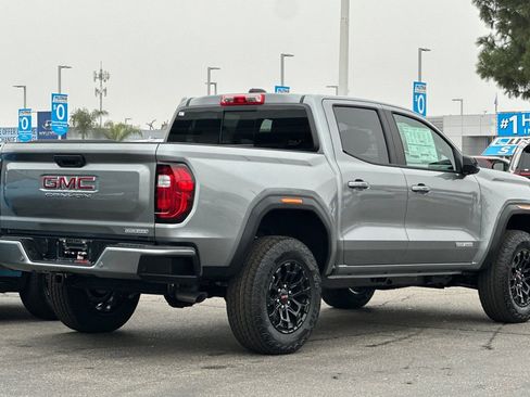 New 2026 GMC Canyon Elevation w/ Convenience Package image 5