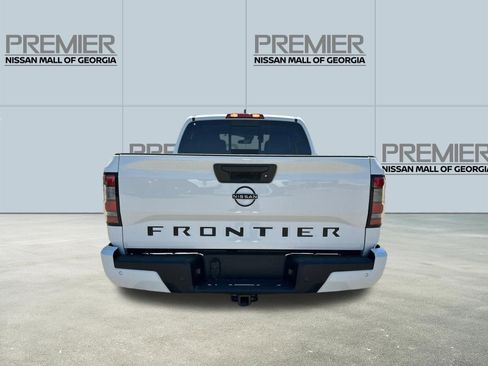 New 2026 Nissan Frontier SV w/ SV Convenience Package RWD image 4