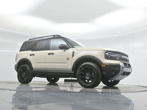 New 2025 Ford Bronco Sport Badlands w/ Badlands Tech Package image 3