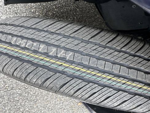 Certified 2023 Toyota Sienna LE w/ LE Plus Package image 29