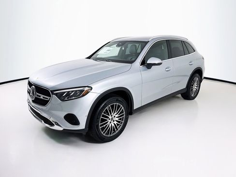 New 2026 Mercedes-Benz GLC 300 image 3