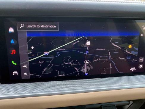 Used 2024 Porsche Cayenne image 13